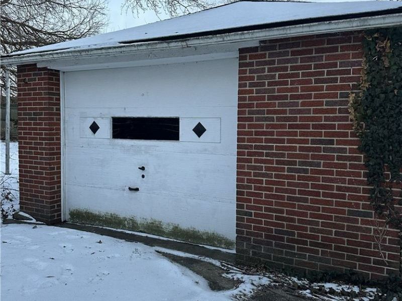 2692 Taft Avenue, Youngstown, OH 44502 Photo 3