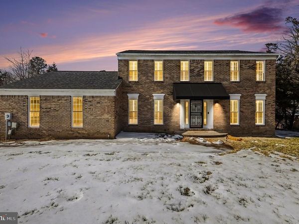 2525 GREEN PINE COURT, WALDORF, MD 20601