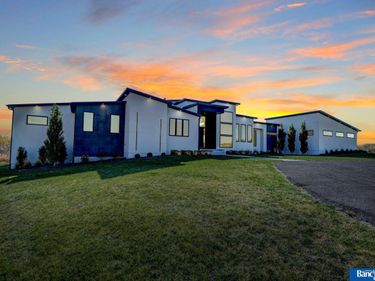 11633 Pioneers Boulevard, Walton, NE 68461