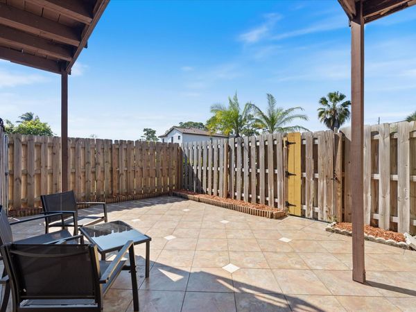 2966 Kirk Road, Lake Worth, FL 33461