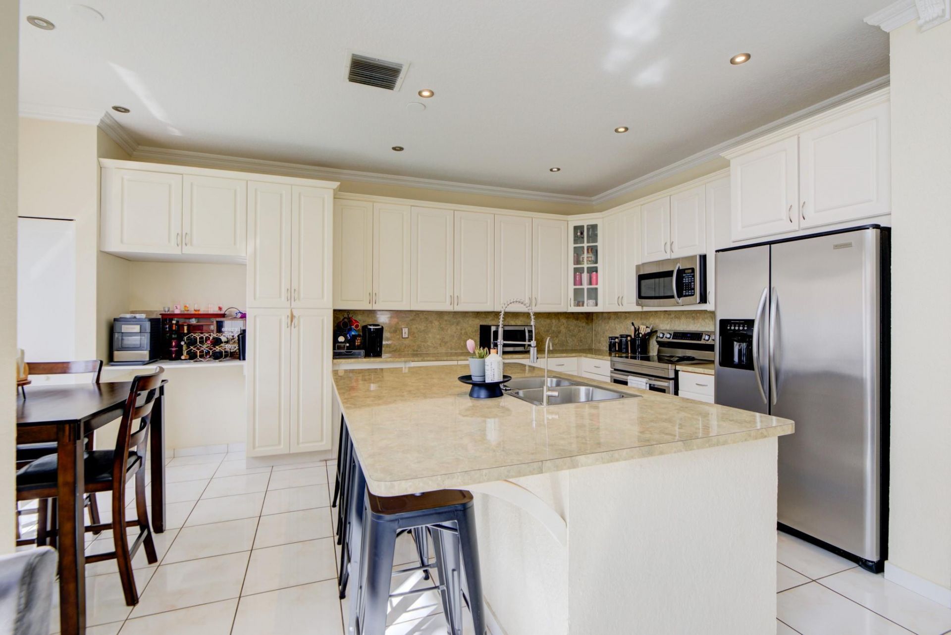 18434 NW 13th Street, Pembroke Pines, FL 33029 Photo