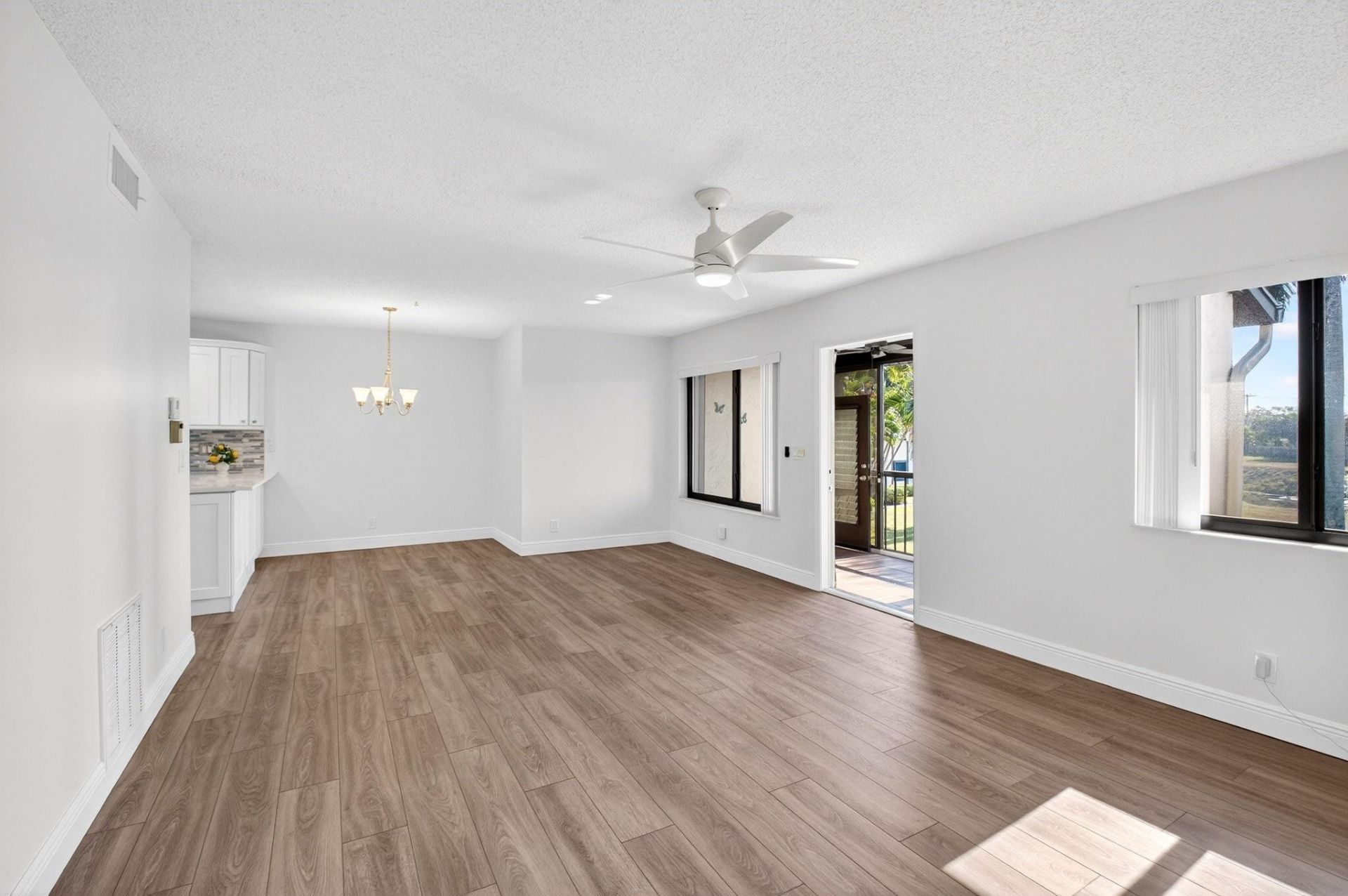 427 Pine Glen Ln, Unit C2, Greenacres, FL 33463 Photo