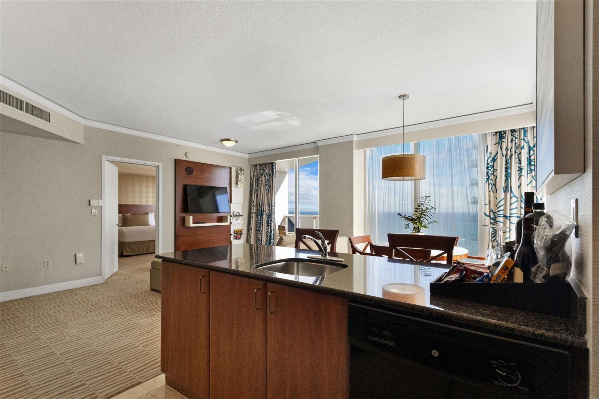 18001 Collins Avenue, Sunny Isles Beach, FL 33160 Photo