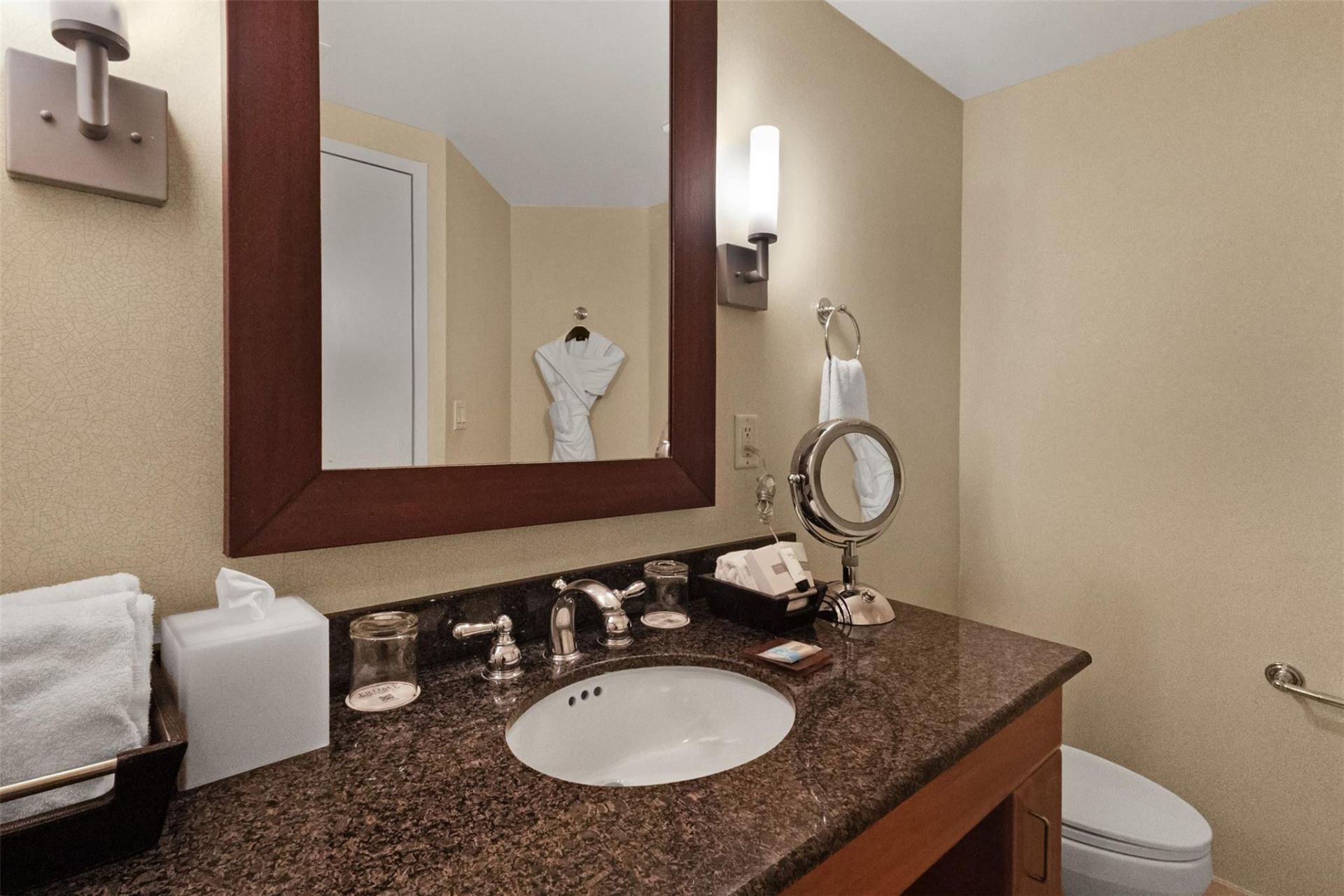 18001 Collins Avenue, Sunny Isles Beach, FL 33160 Photo