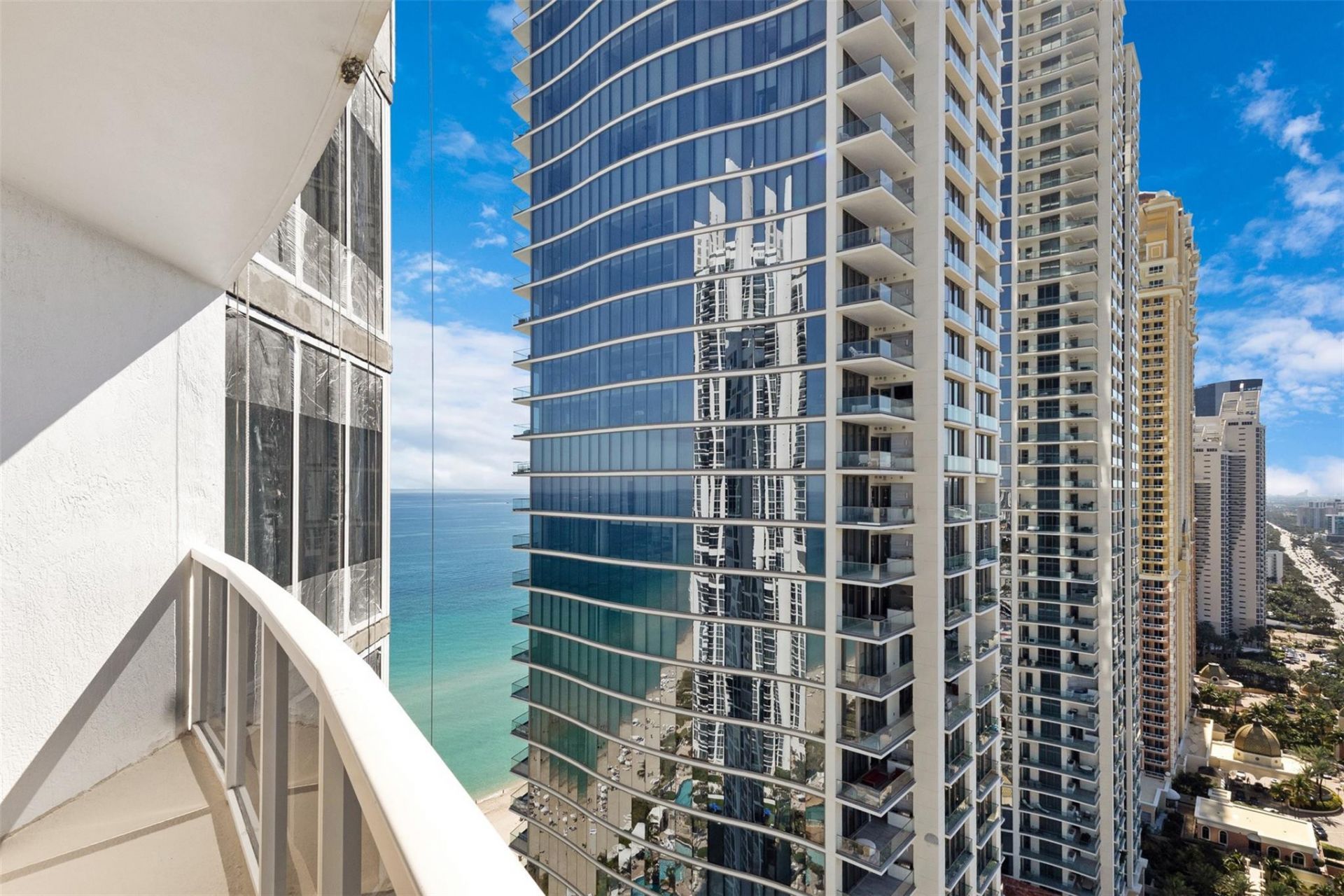 18001 Collins Avenue, Sunny Isles Beach, FL 33160 Photo