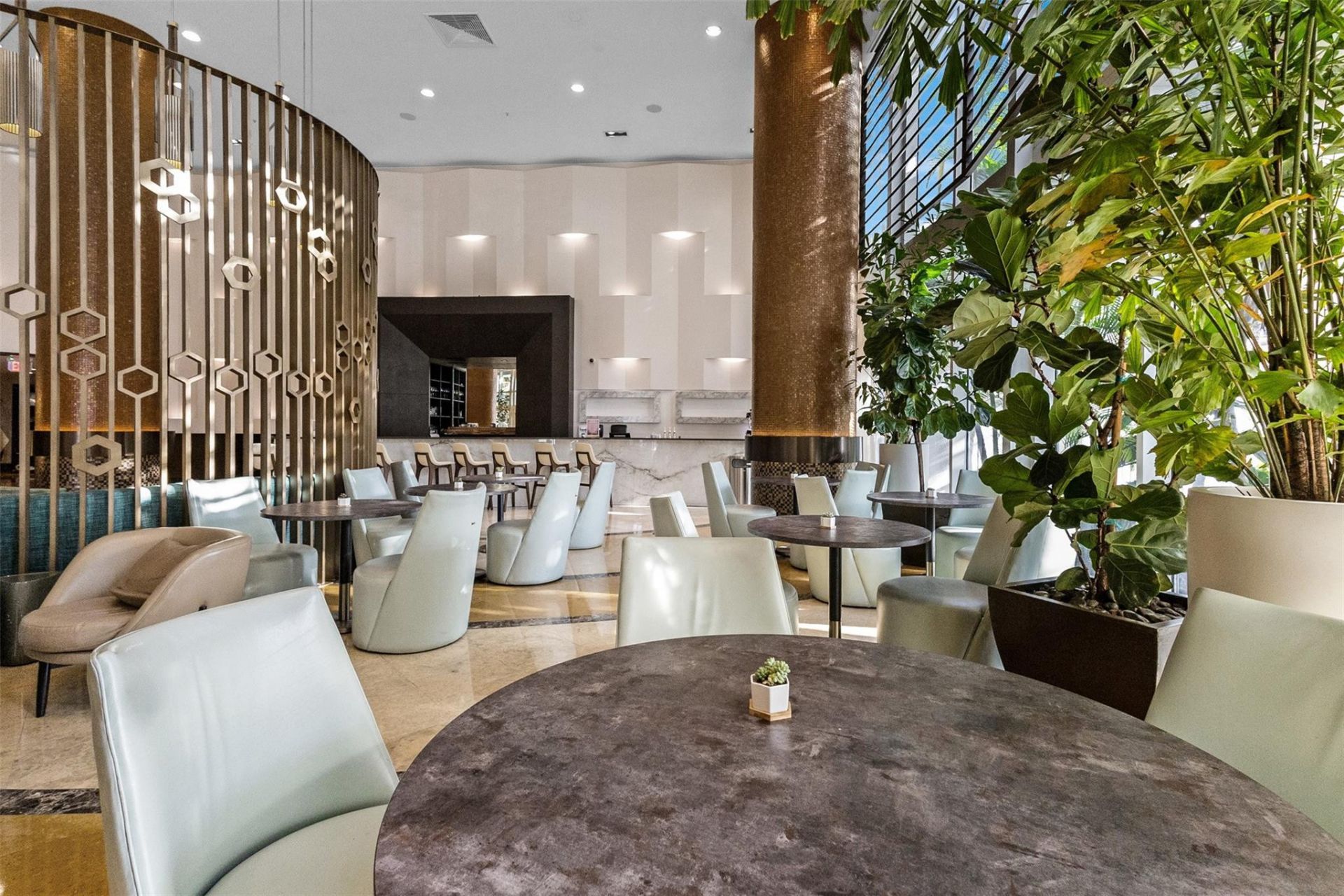 18001 Collins Avenue, Sunny Isles Beach, FL 33160 Photo