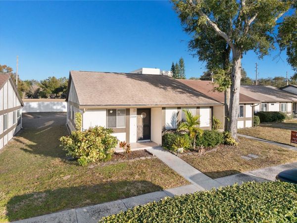 2888 BANCROFT CIRCLE E, Unit 5A, PALM HARBOR, FL 34683