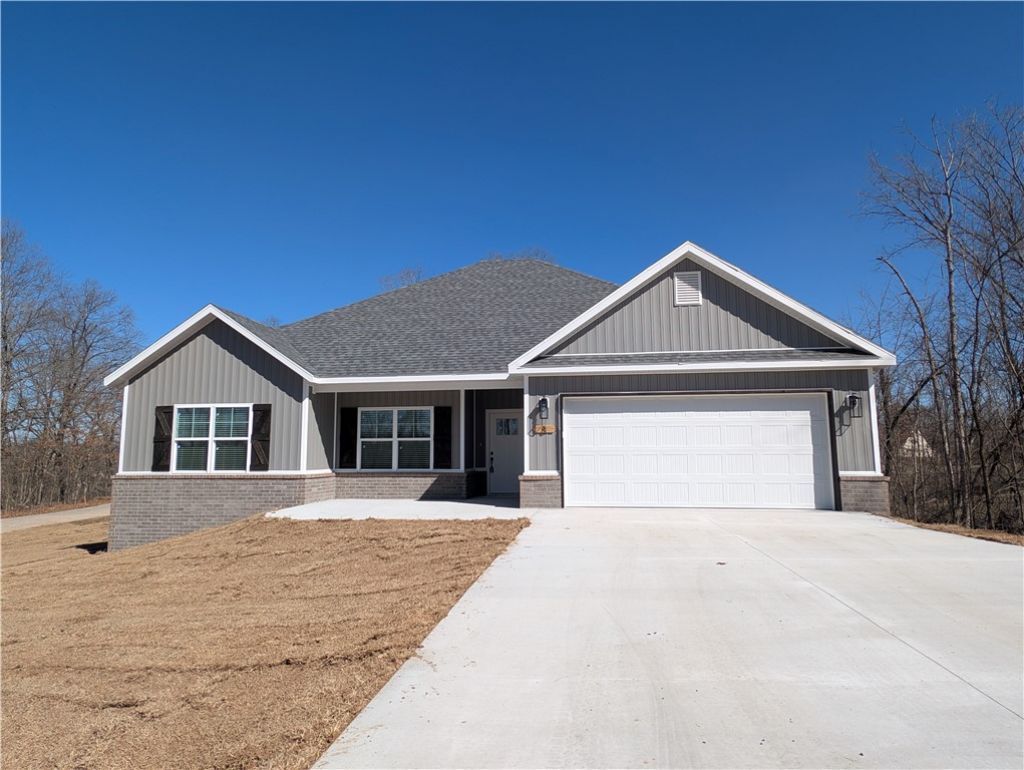 8 Whithorn Lane, Bella Vista, AR 72715 Main Photo