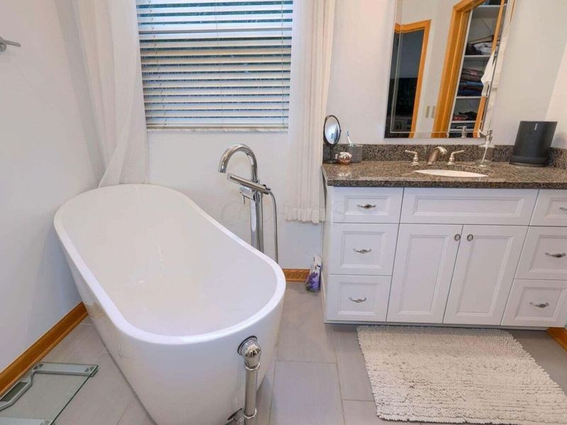 680 Covered Bridge Drive, Delaware, OH 43015 Photo 13