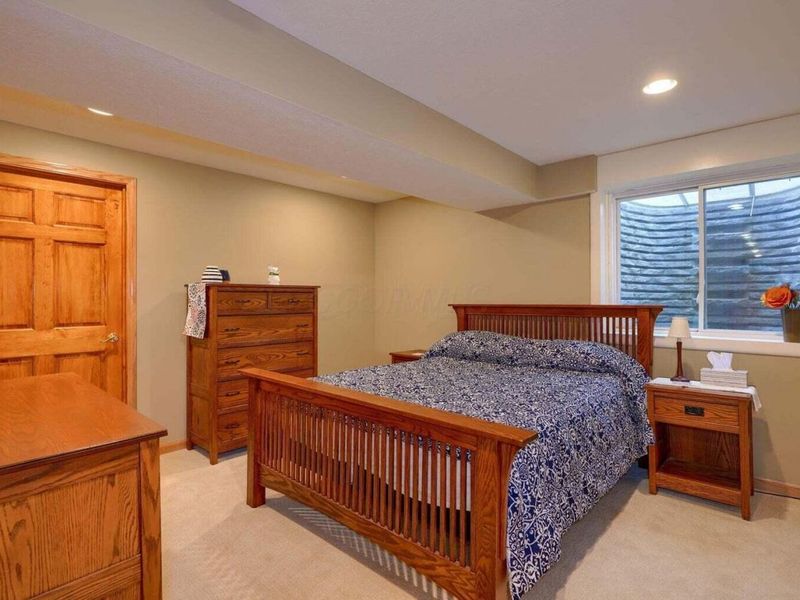 680 Covered Bridge Drive, Delaware, OH 43015 Photo 19