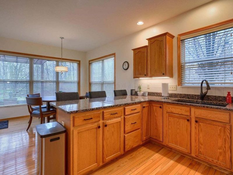 680 Covered Bridge Drive, Delaware, OH 43015 Photo 9