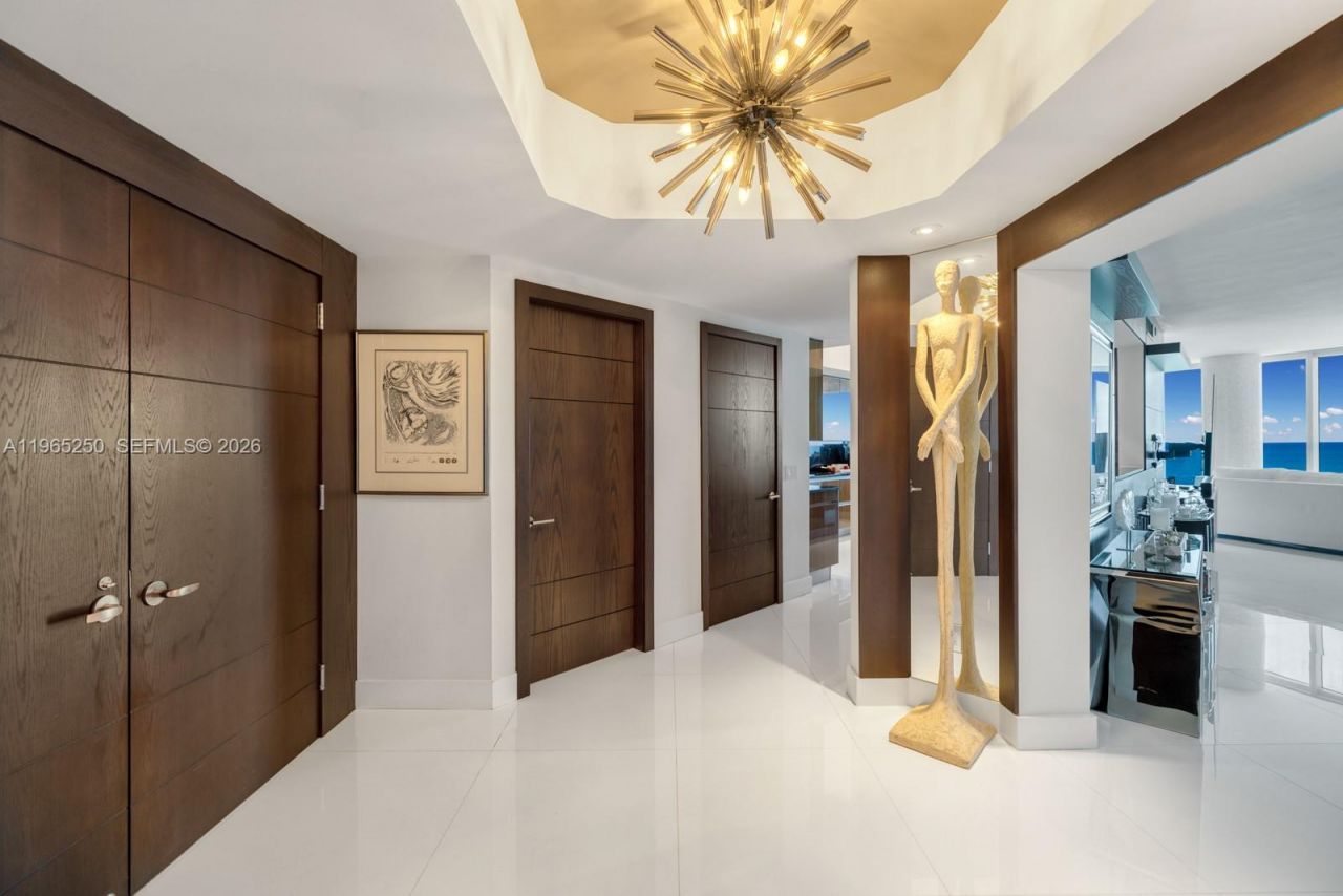 2711 S Ocean Dr, Unit 905, Hollywood, FL 33019 Photo