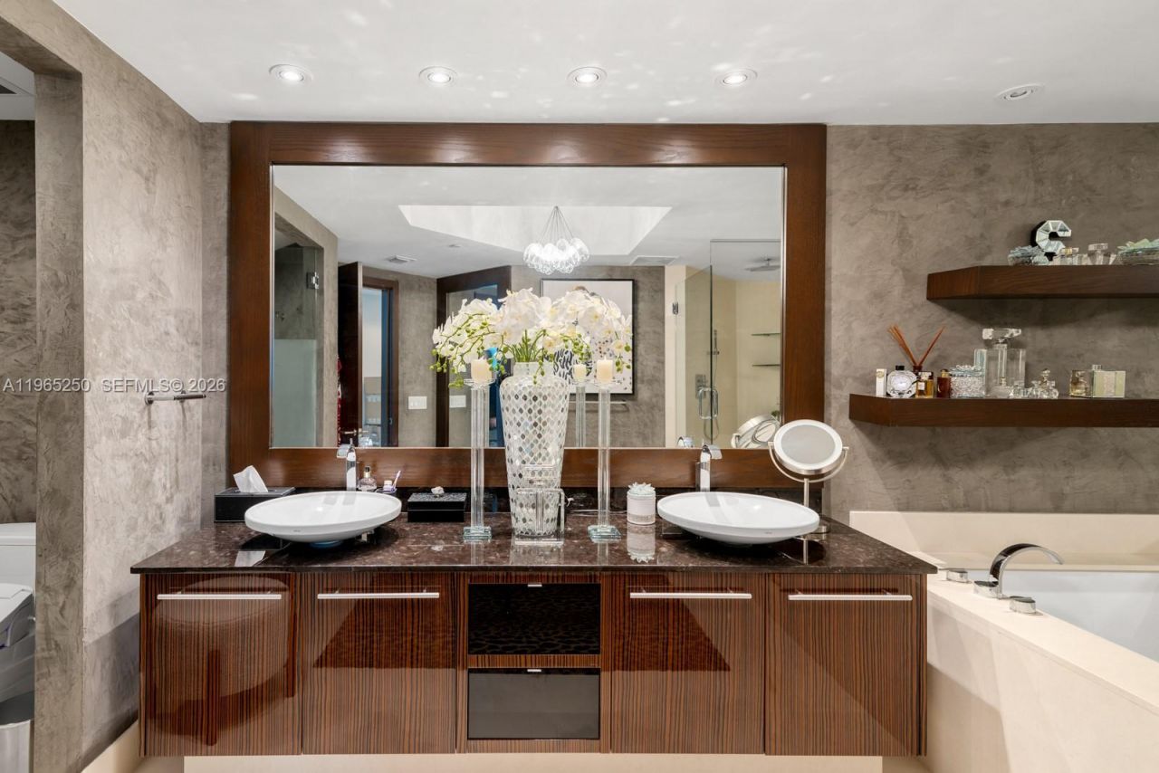 2711 S Ocean Dr, Unit 905, Hollywood, FL 33019 Photo