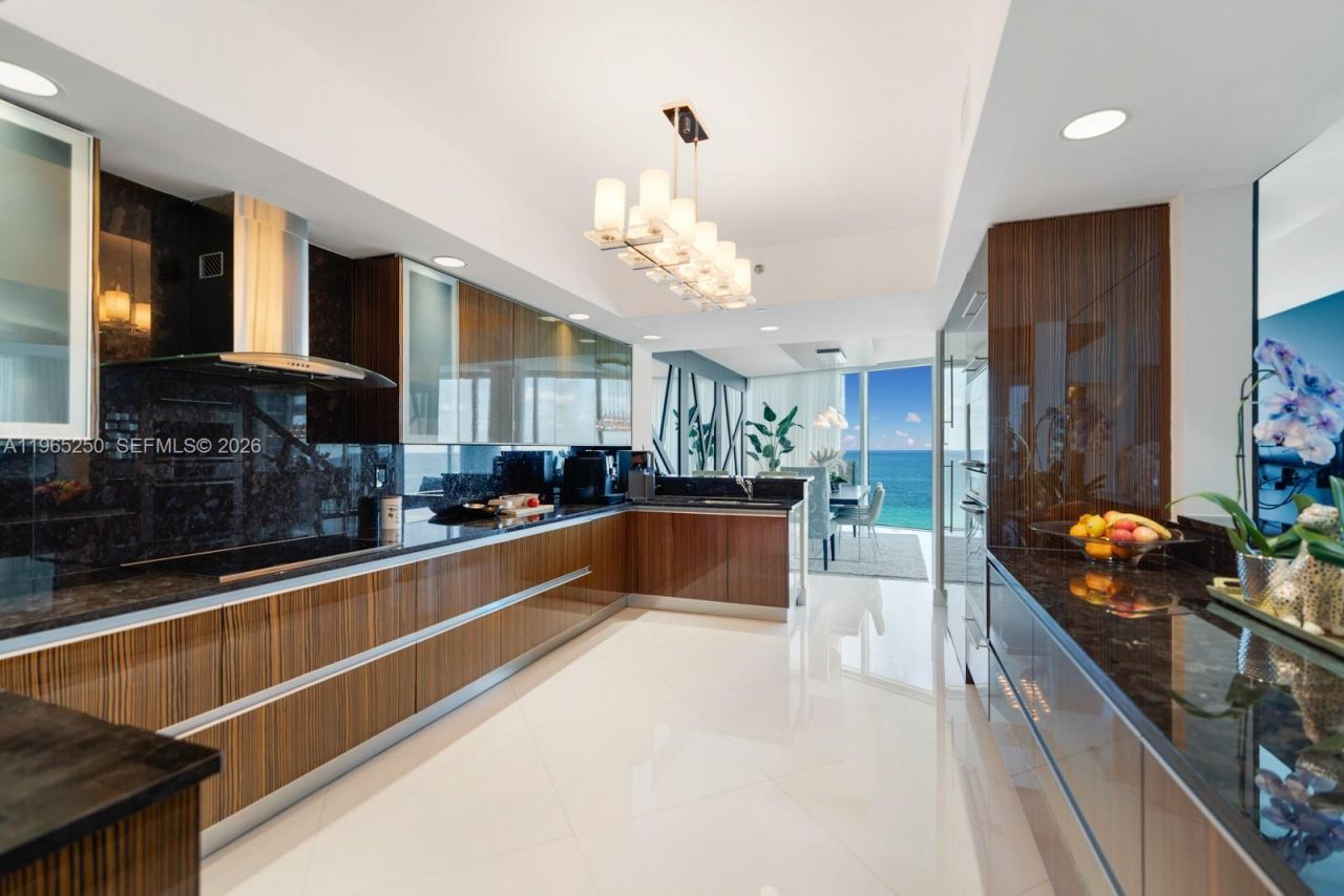 2711 S Ocean Dr, Unit 905, Hollywood, FL 33019 Photo