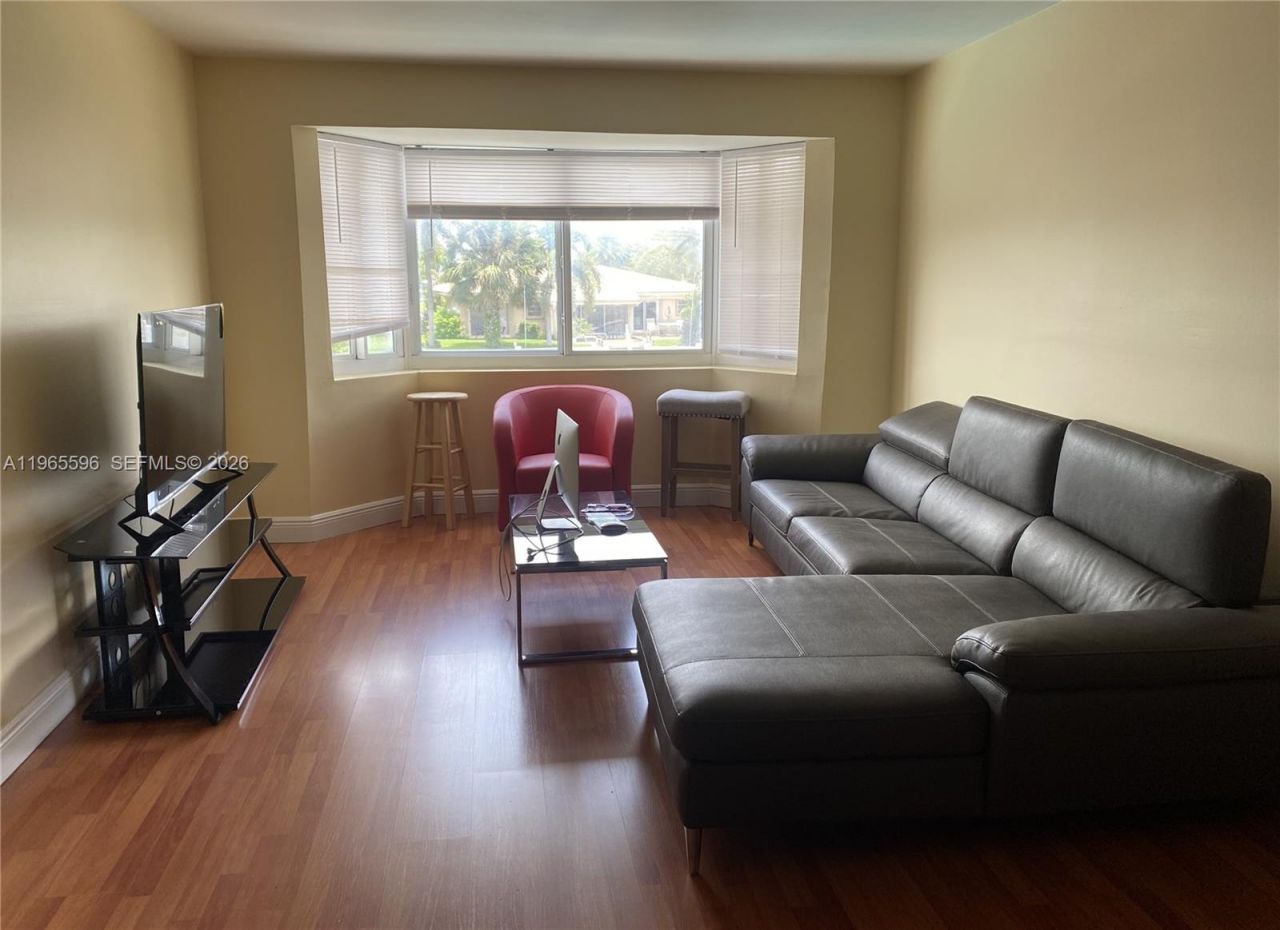 840 Pine Dr , Unit 204, Pompano Beach, FL 33060 Photo