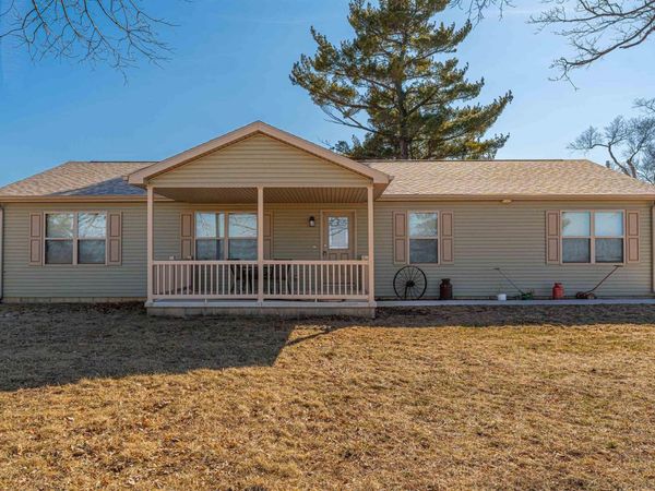 31651 WEST Avenue, Middletown, IL 62666