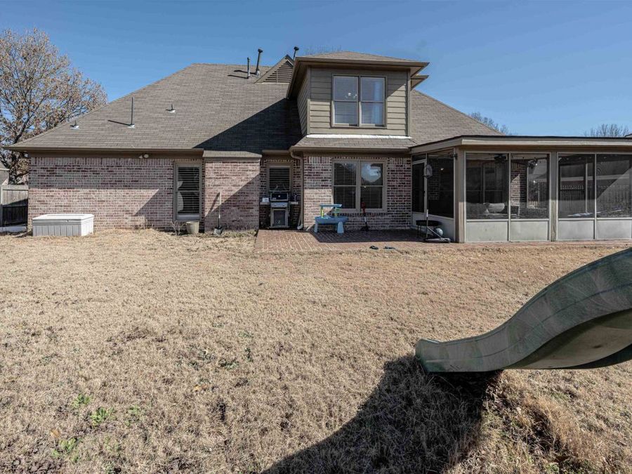 Property Image 32