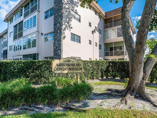 8161 SW 24th Ct , Unit 202, Davie, FL 33324