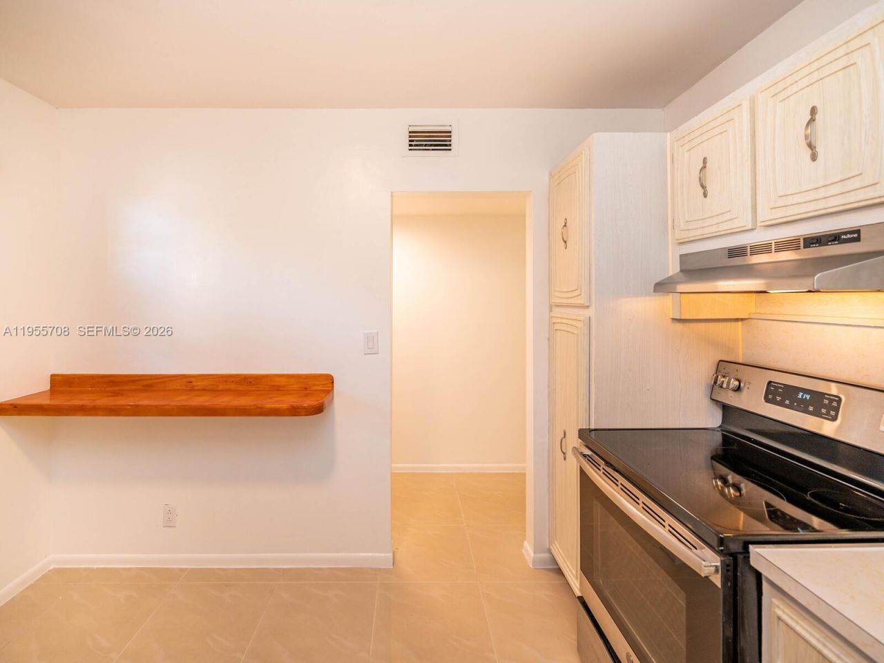 8161 SW 24th Ct , Unit 202, Davie, FL 33324 Photo