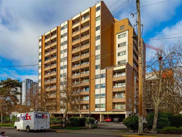 1630 Quadra St, Unit 905, Victoria, BC V8W 3J5