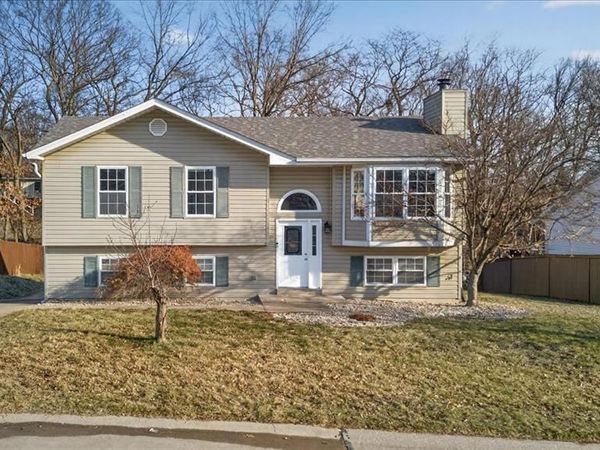 1526 Athens Drive, St Peters, MO 63376