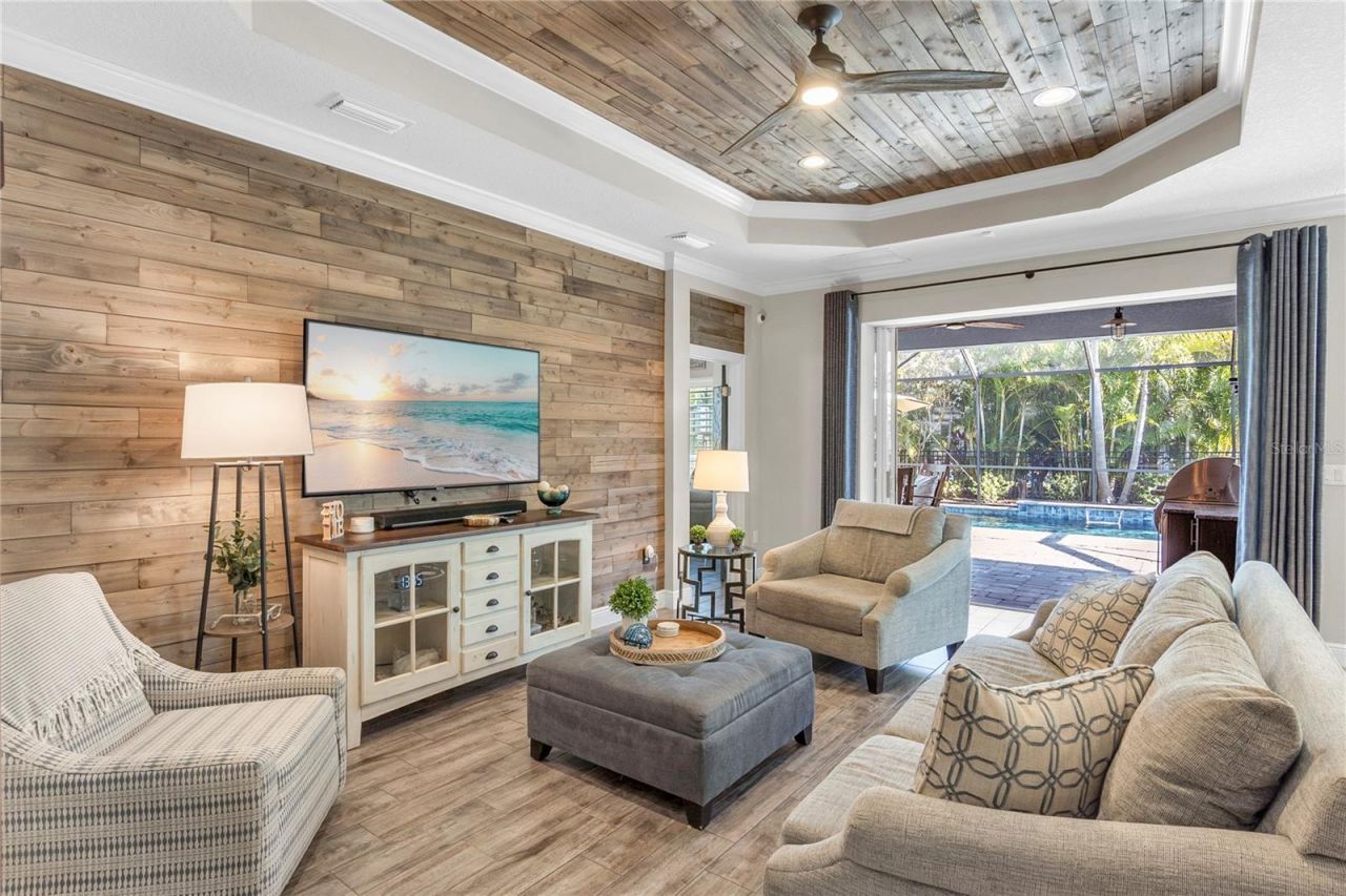 6423 Tideline Drive, Apollo Beach, FL 33572 Photo