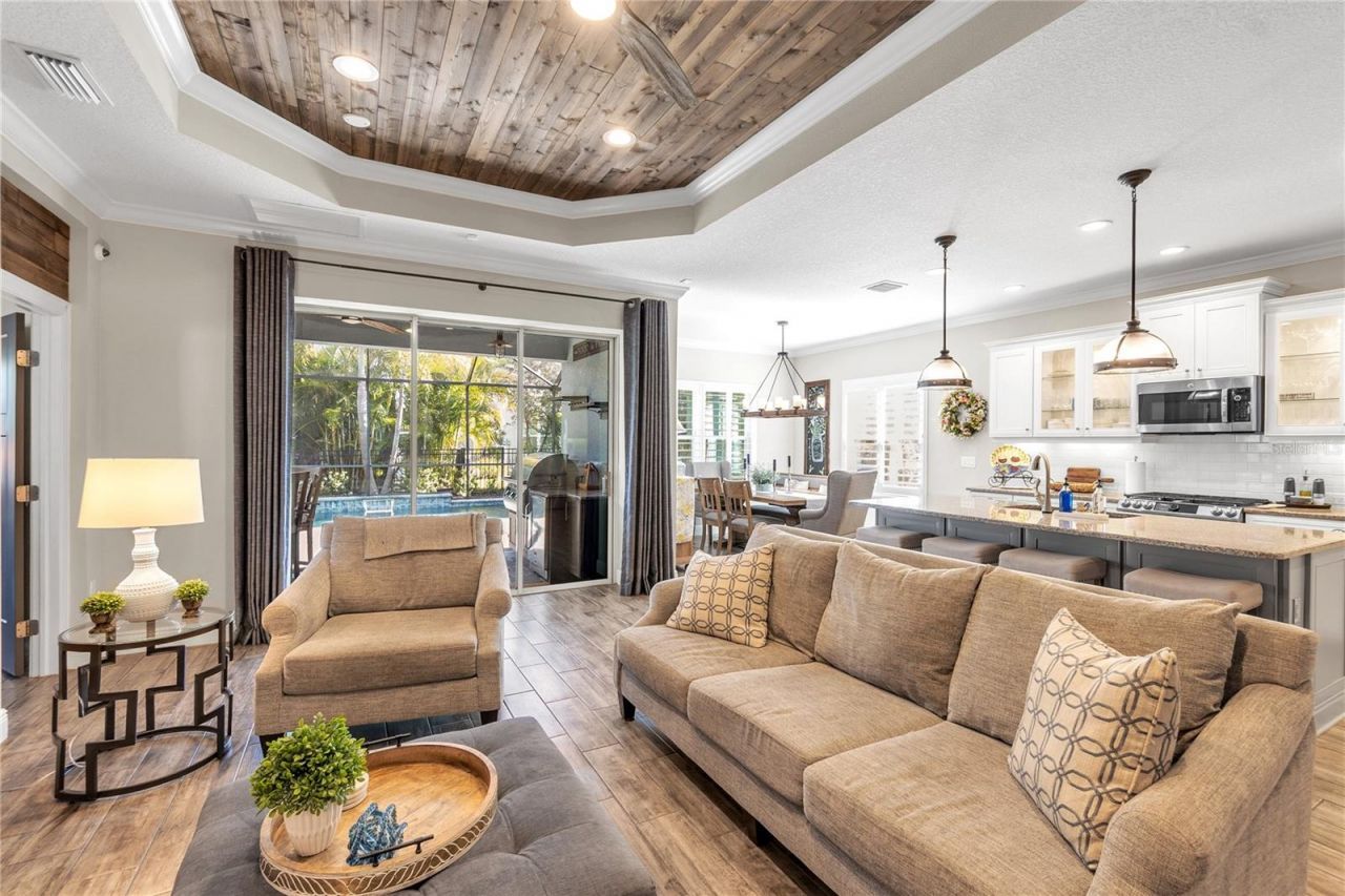 6423 Tideline Drive, Apollo Beach, FL 33572 Photo