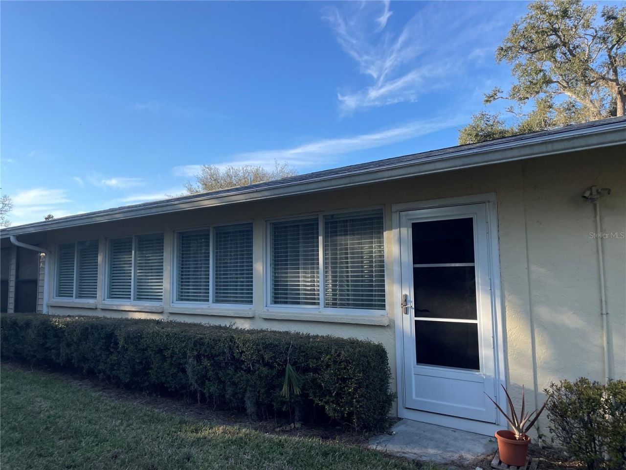 5624 Palm Aire Drive, Unit V105, Sarasota, FL 34243 Photo