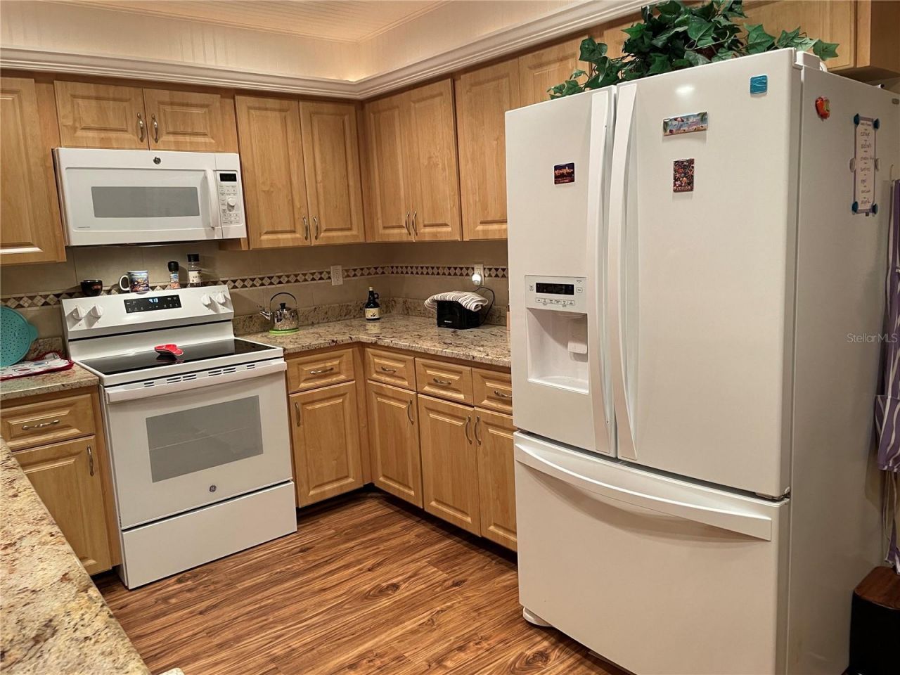 5624 Palm Aire Drive, Unit V105, Sarasota, FL 34243 Photo