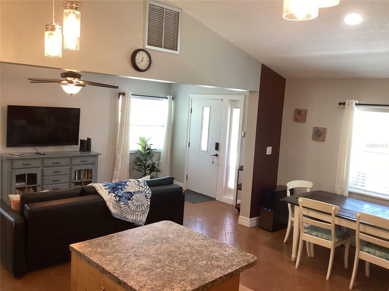 401 Pennsylvania Avenue, Crystal Beach, FL 34681 Photo