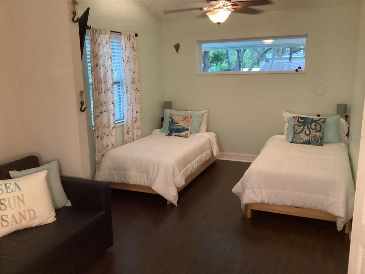 401 Pennsylvania Avenue, Crystal Beach, FL 34681 Photo