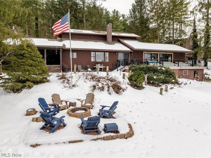 9707 Lakewood Drive NE, Mineral City, OH 44656 Photo 3