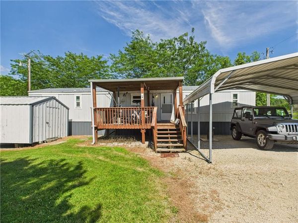 539 Dd Highway, Warrensburg, MO 64093