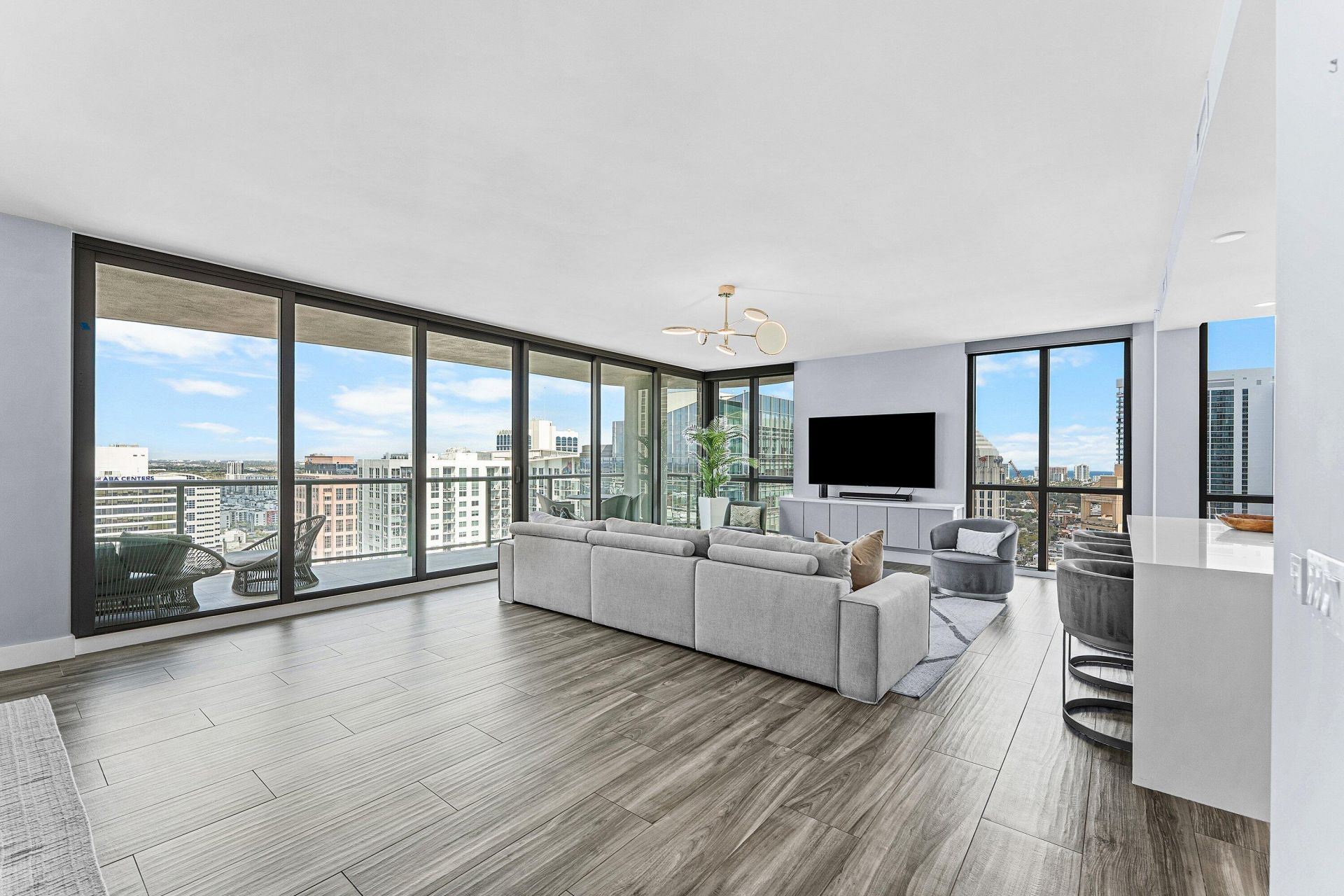 100 E Las Olas Boulevard, Unit 3001, Fort Lauderdale, FL 33301 Photo