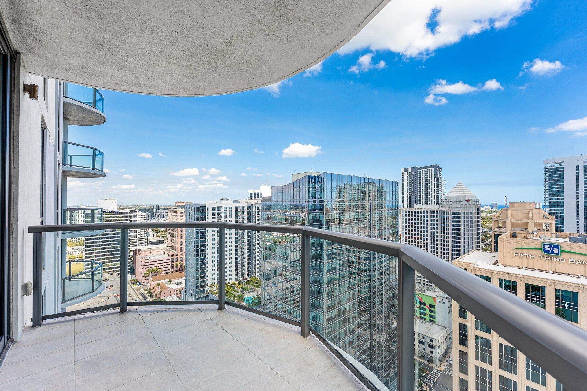 100 E Las Olas Boulevard, Unit 3001, Fort Lauderdale, FL 33301 Photo