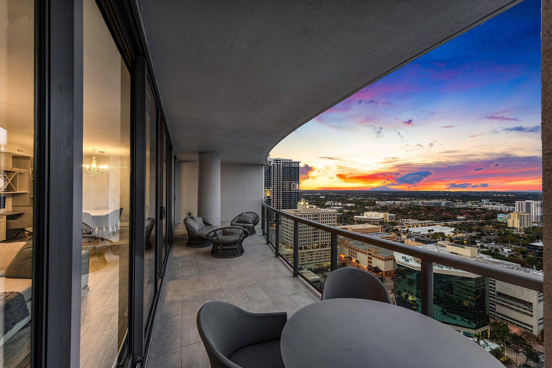 100 E Las Olas Boulevard, Unit 3001, Fort Lauderdale, FL 33301 Photo