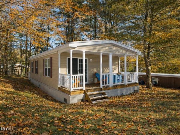 17 Easy Street, Schroon Lake, NY 12870