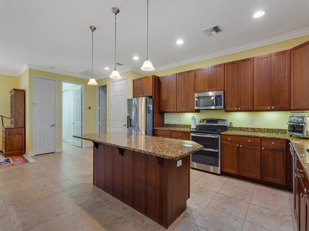 618 Gossamer Wing Way, Sebastian, FL 32958 Photo