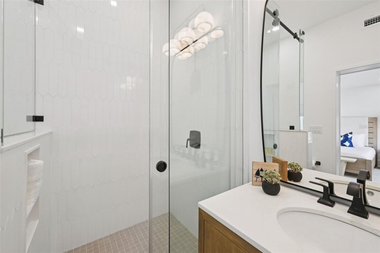 866 N Shore Drive, Anna Maria, FL 34216 Photo