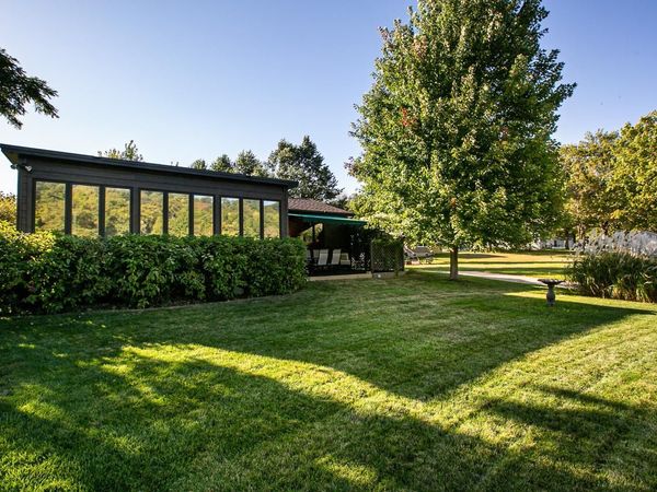 26363 212th Avenue, Delhi, IA 52223