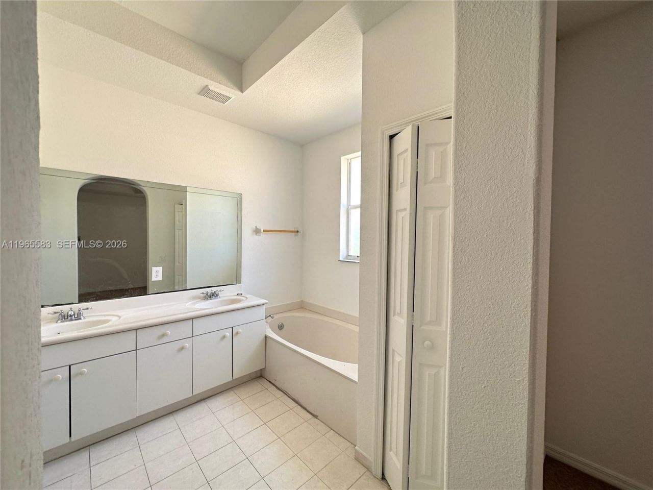 7988 SW 165 Ct, Miami, FL 33193 Photo