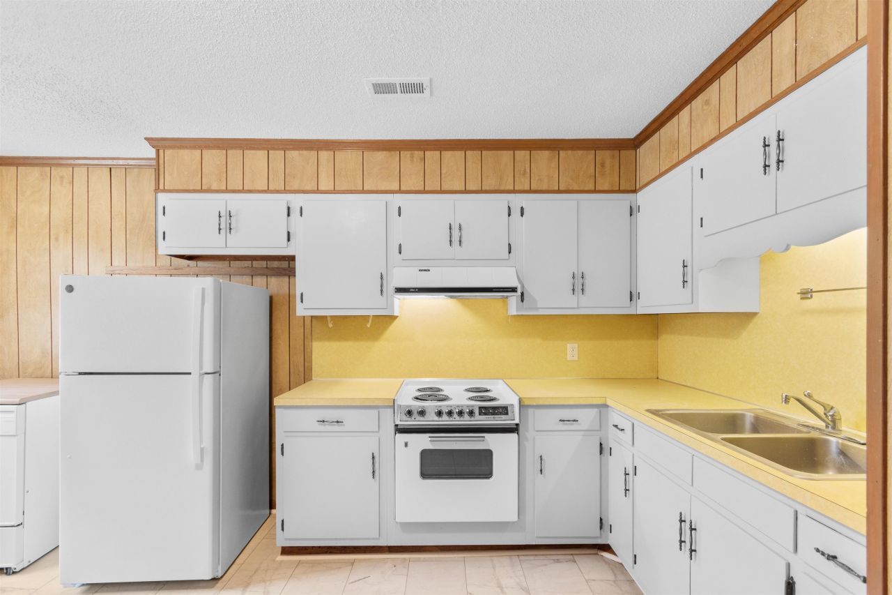 2905 Whites Bridge Dr.  Photo 28