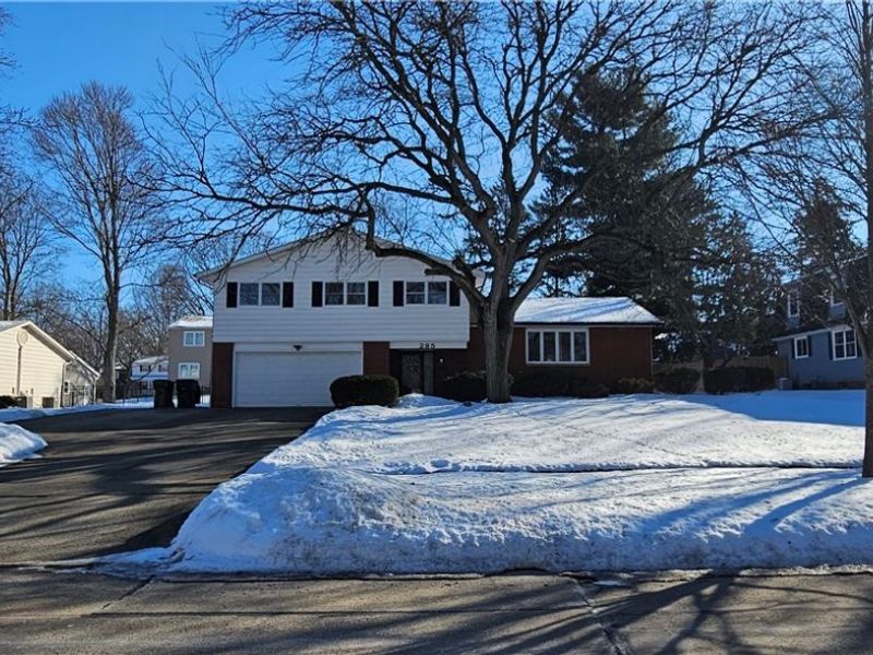 285 Tanglewood Trail, Wadsworth, OH 44281 Photo 2