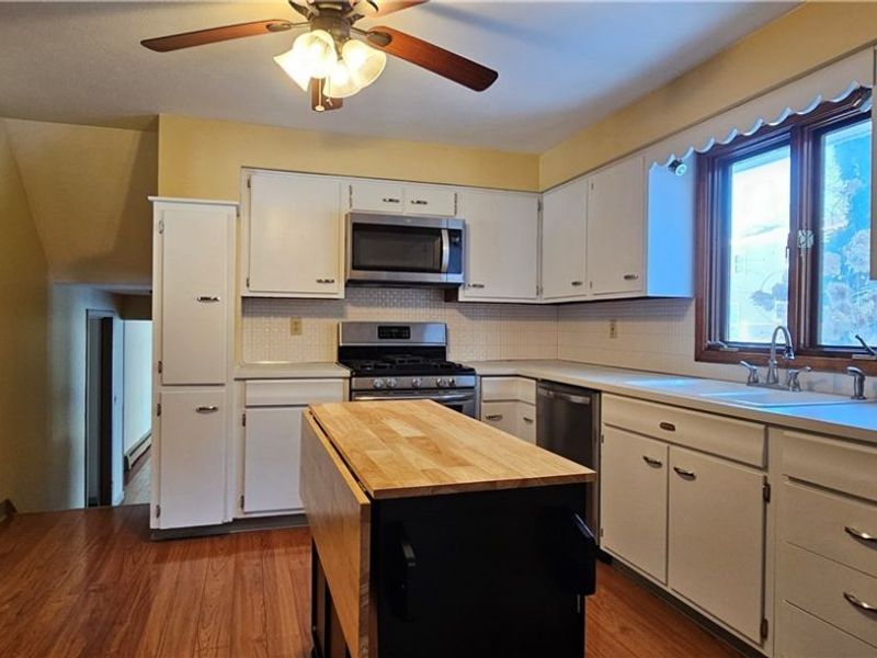 285 Tanglewood Trail, Wadsworth, OH 44281 Photo 9