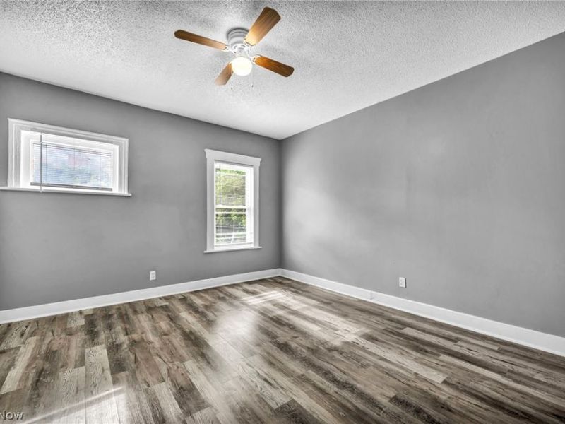 10111 Born Avenue, Cleveland, OH 44108 Photo 29