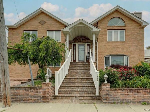 3497 Weidner Avenue, Oceanside, NY 11572