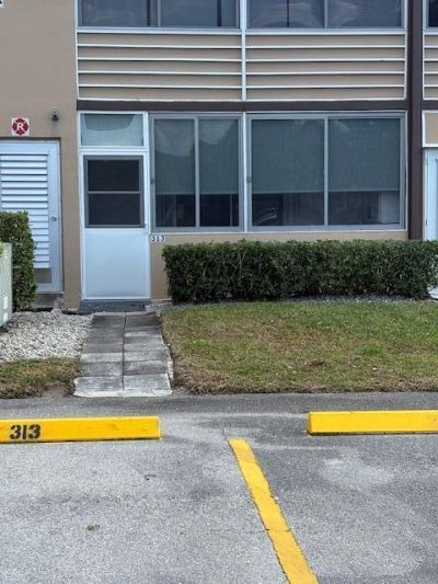 313 Andover, Unit M, West Palm Beach, FL 33417 Photo