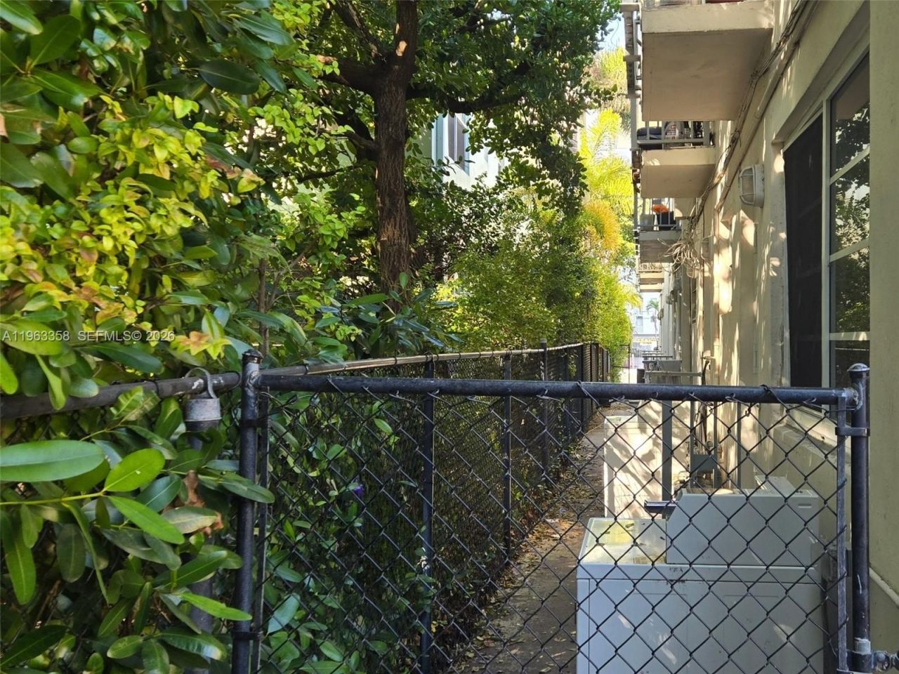 1021 Michigan Ave, Unit 9, Miami Beach, FL 33139 Photo