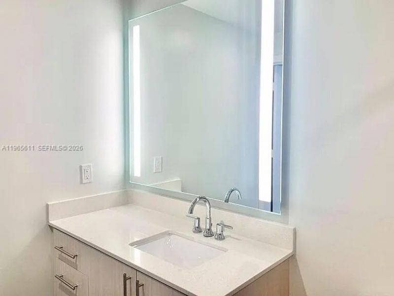 1200 West Ave, Unit 1507, Miami Beach, FL 33139 Photo
