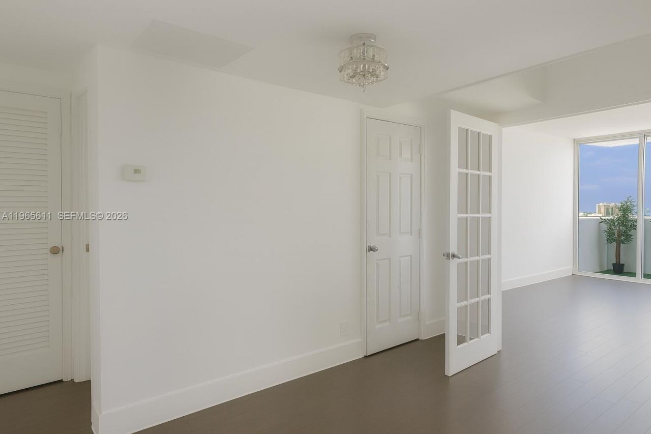 1200 West Ave, Unit 1507, Miami Beach, FL 33139 Photo